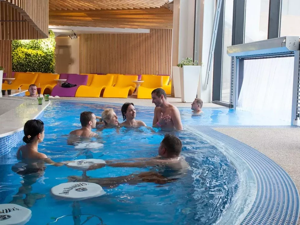 travel program image