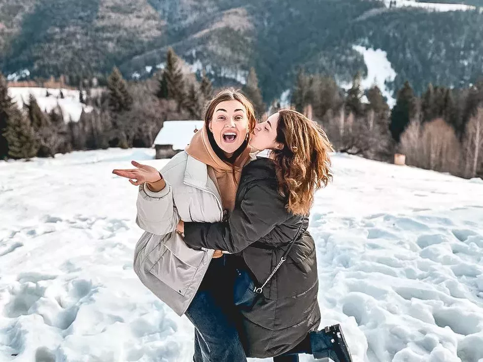 travel program image