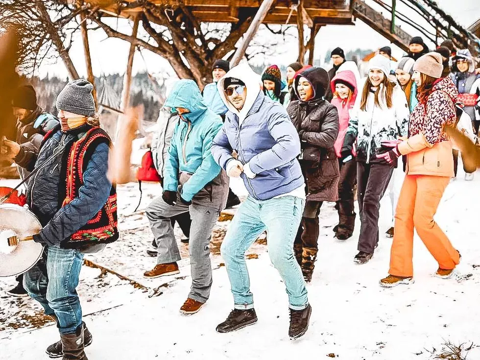 travel program image