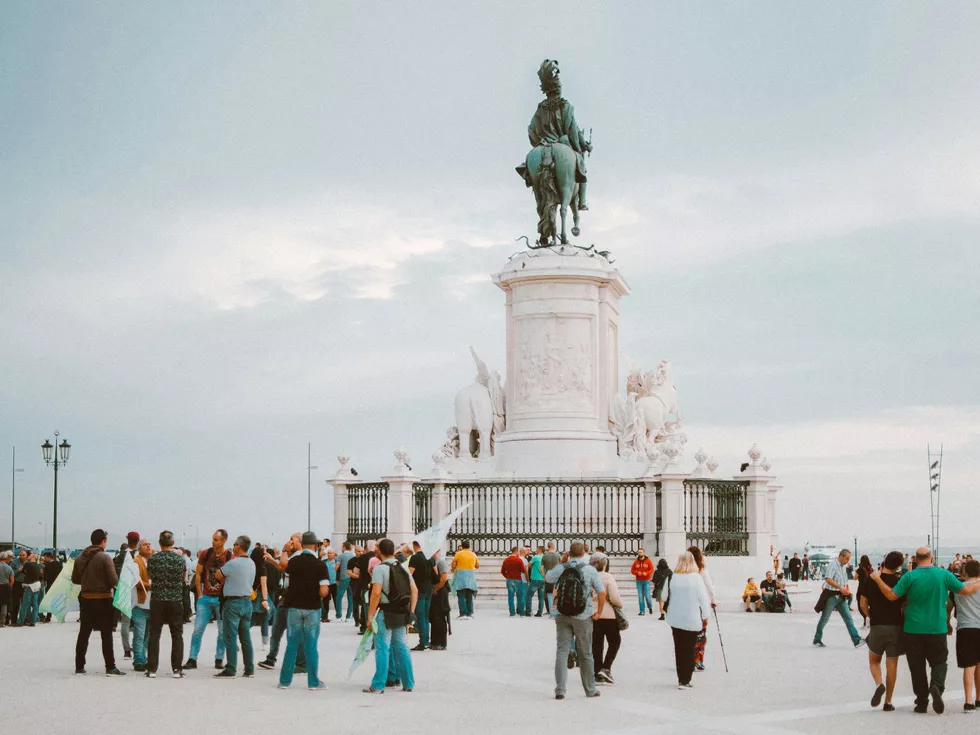 travel program image