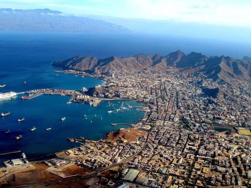 travel program image