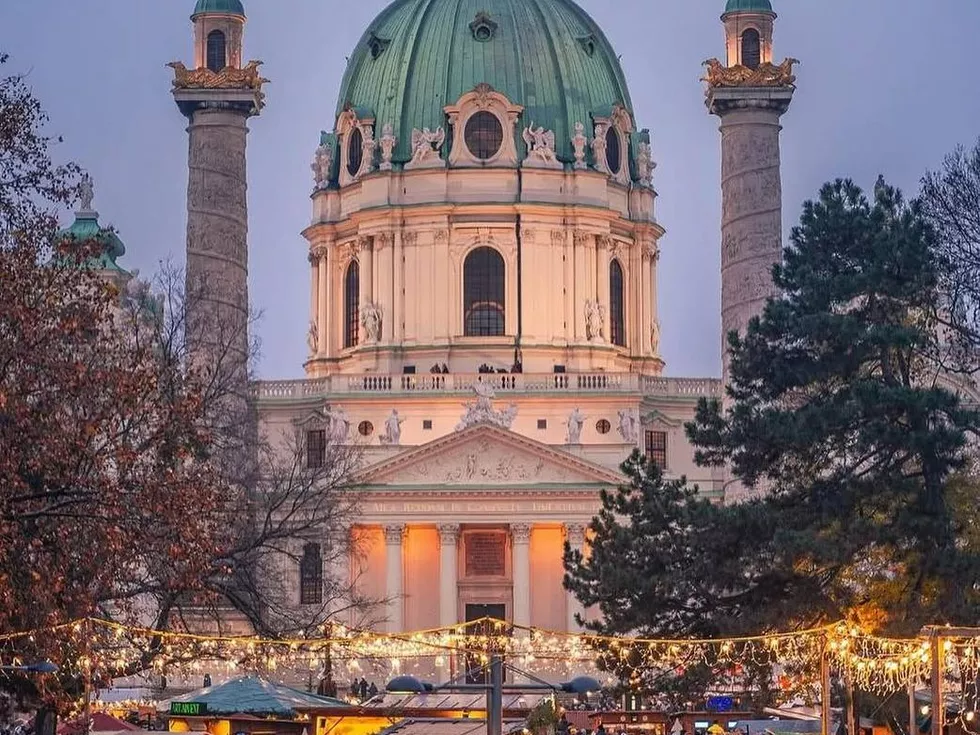 travel program image