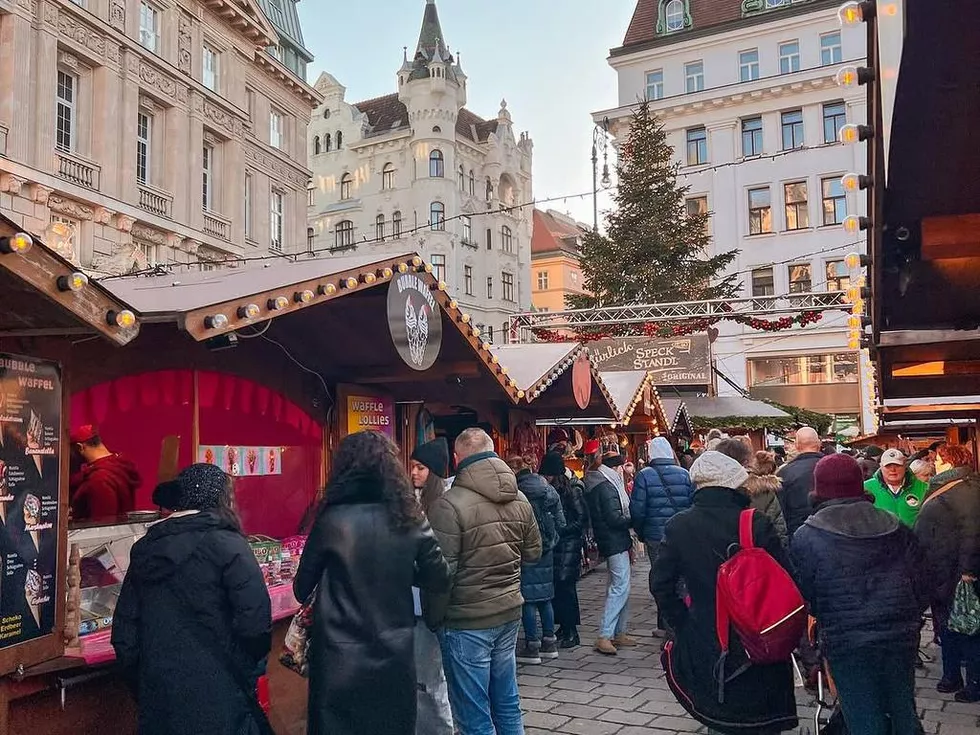 travel program image