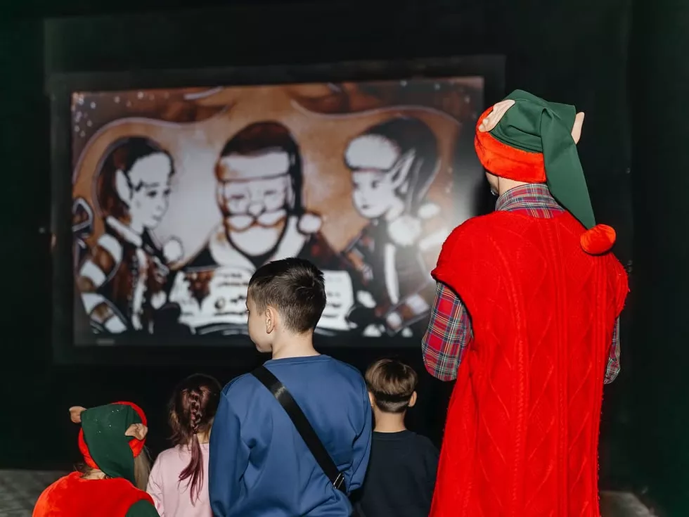 travel program image