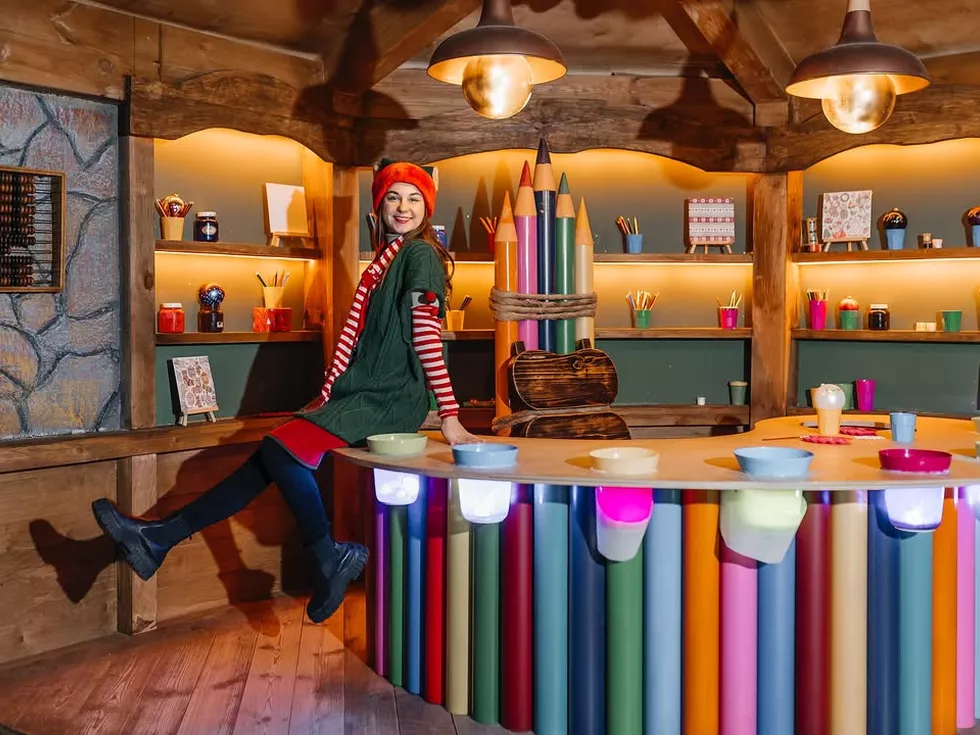 travel program image