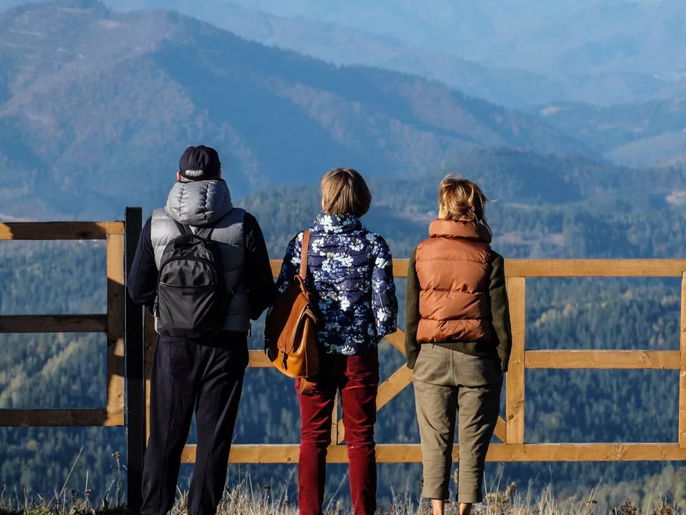 travel program image