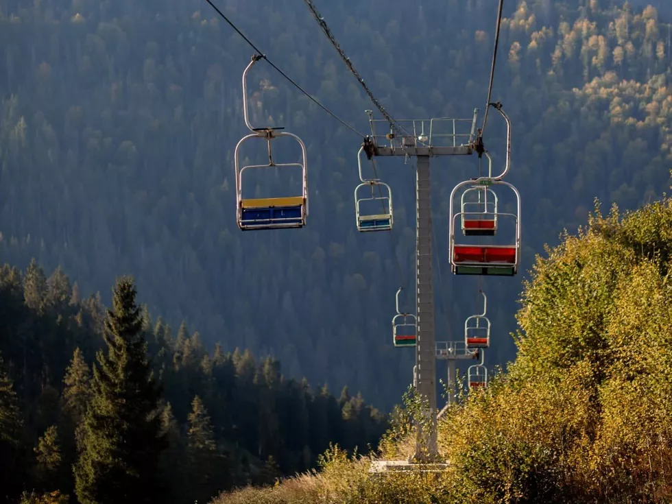 travel program image