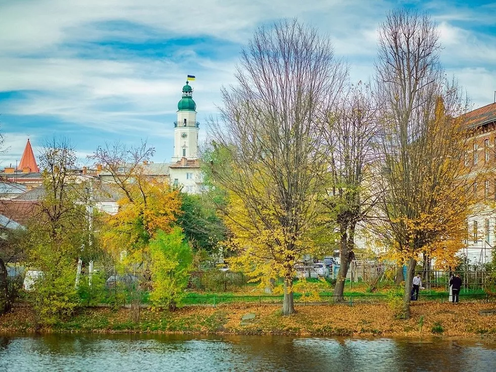 travel program image