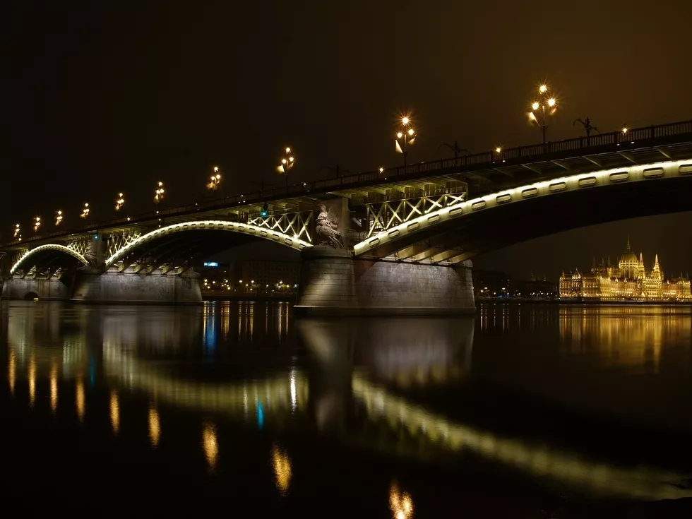 travel program image