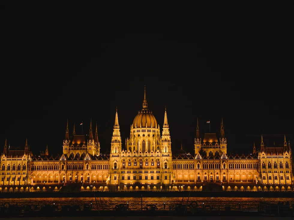 travel program image