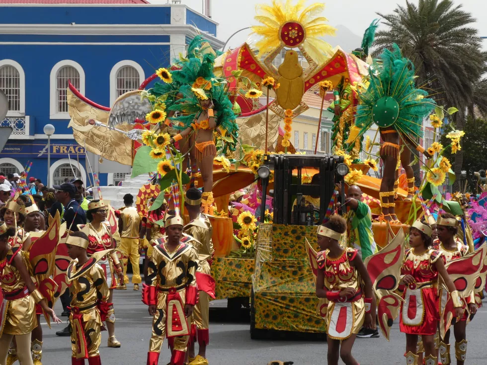 travel program image