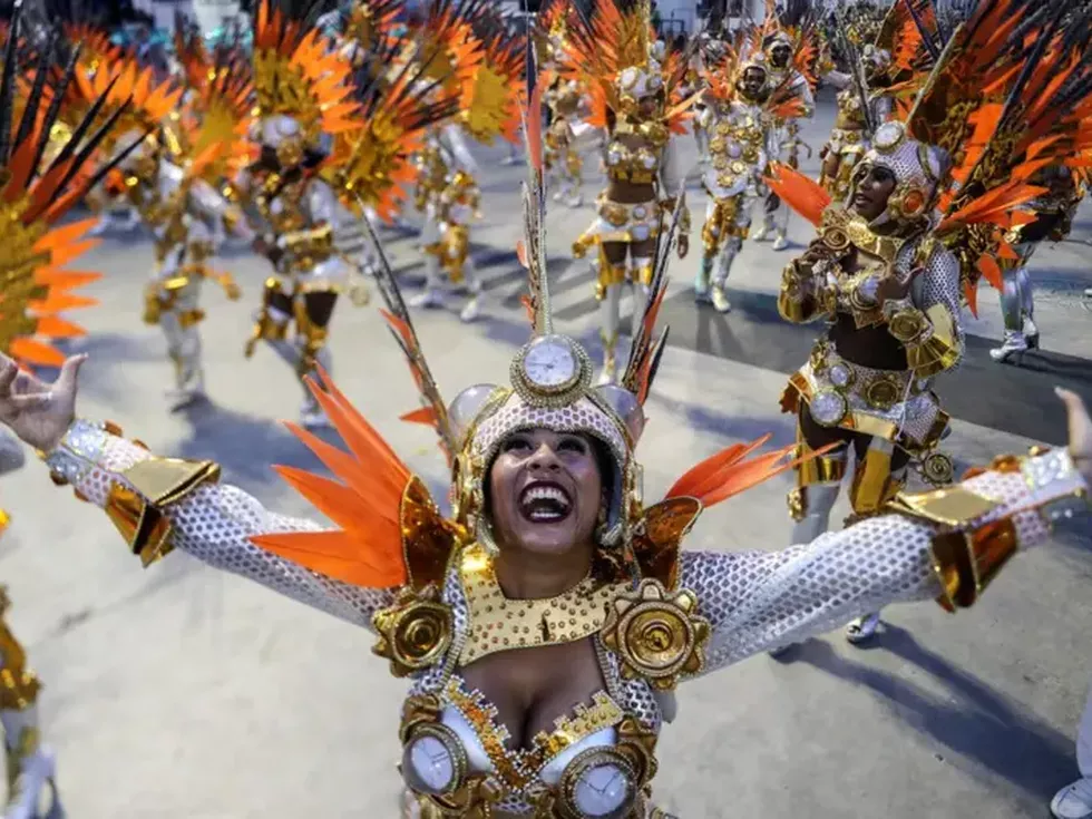 travel program image