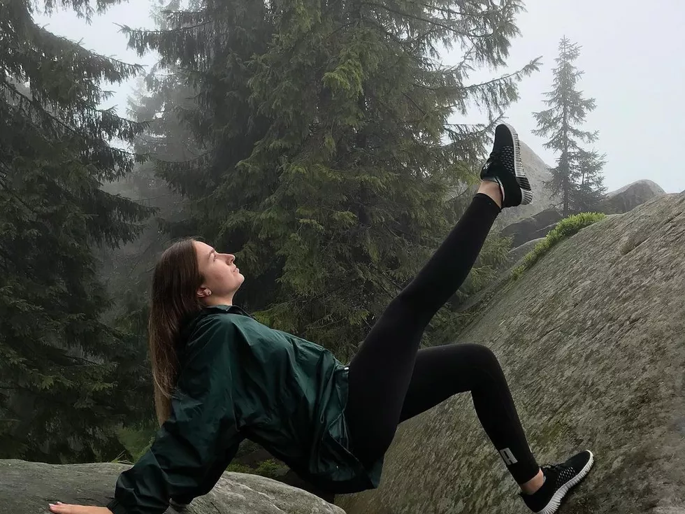 travel program image