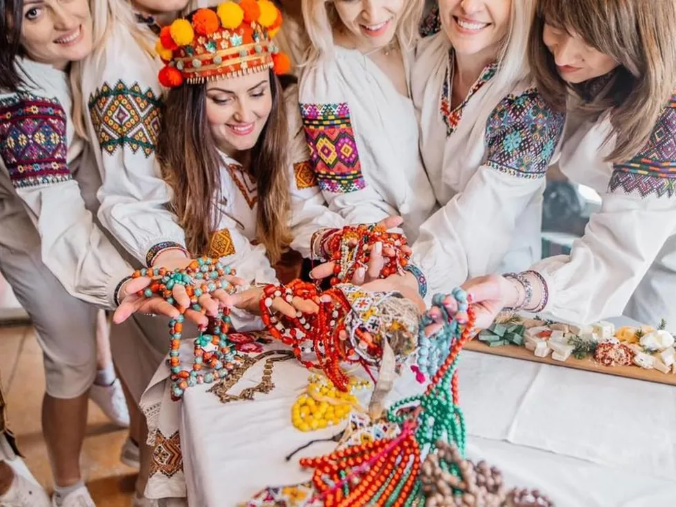 travel program image