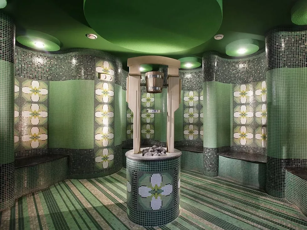 travel program image