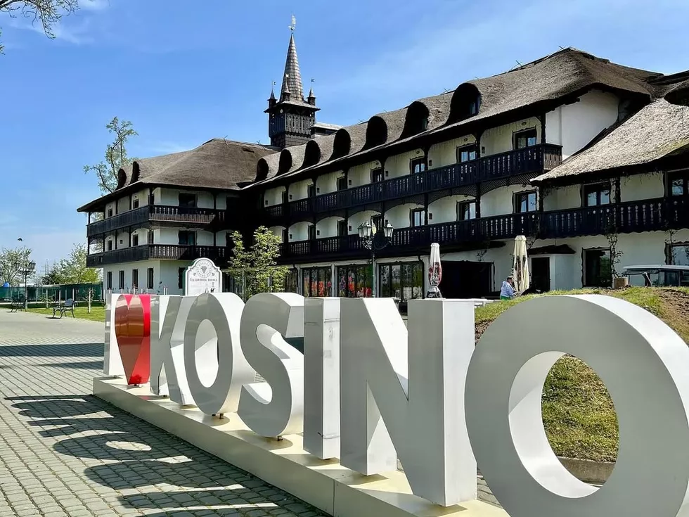 travel program image