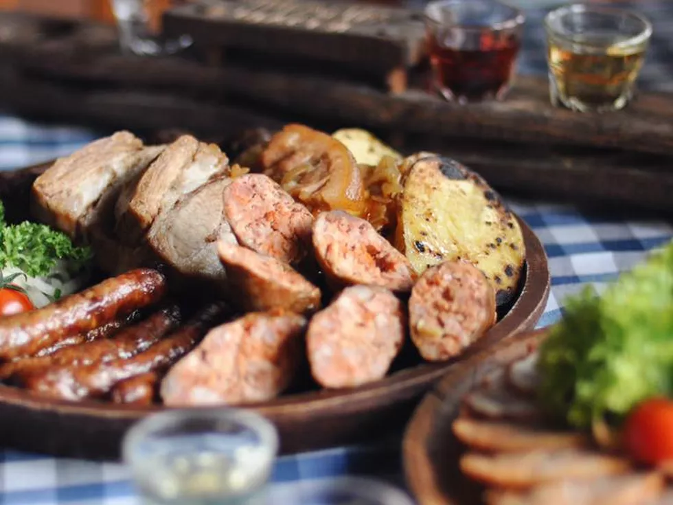 travel program image