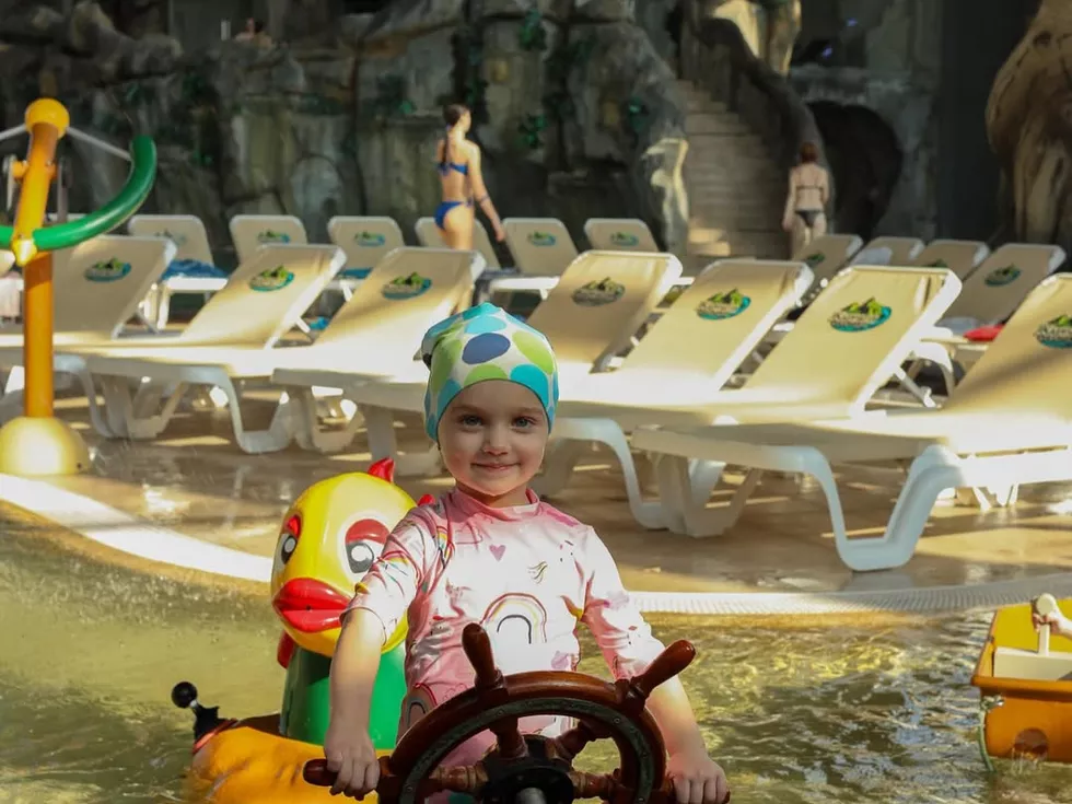 travel program image