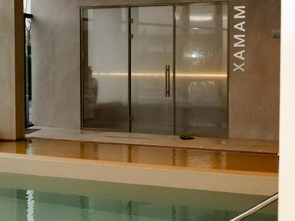 travel program image