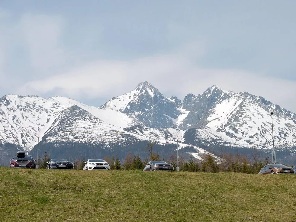 travel program image