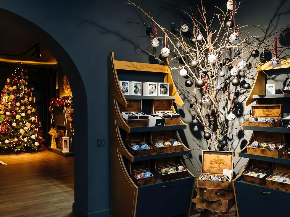 travel program image