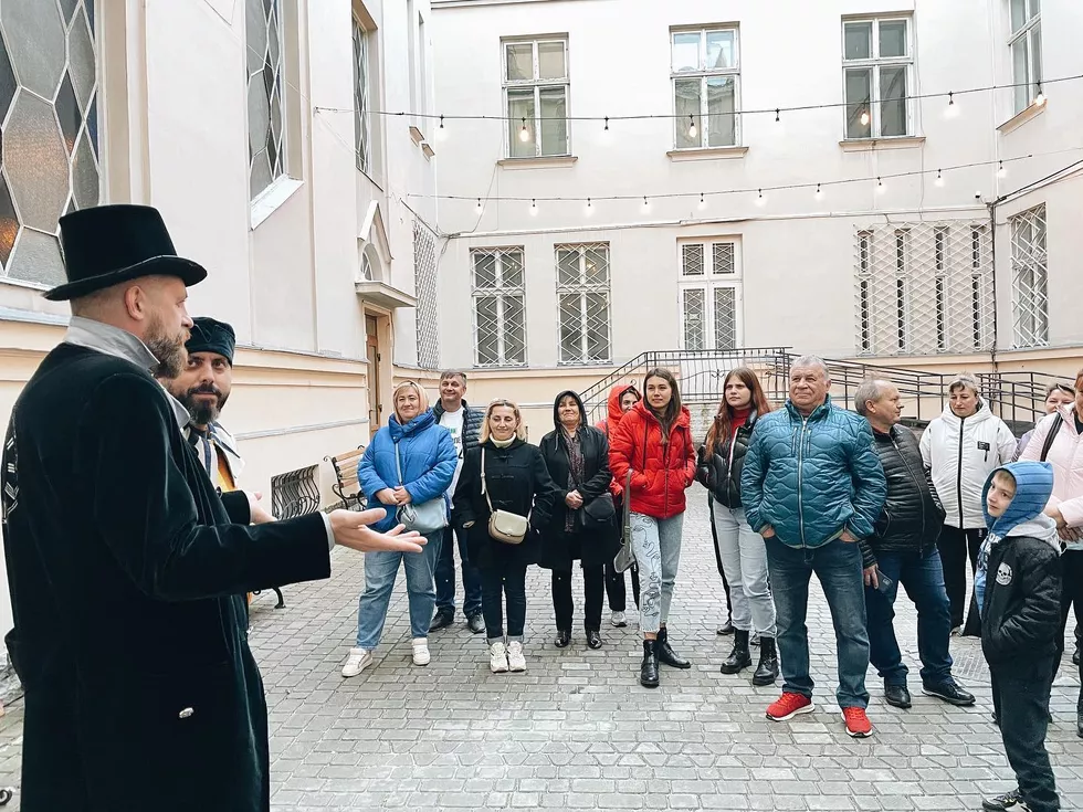 travel program image