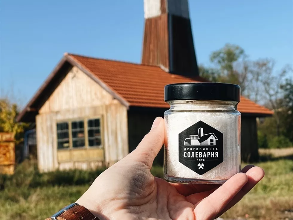 travel program image