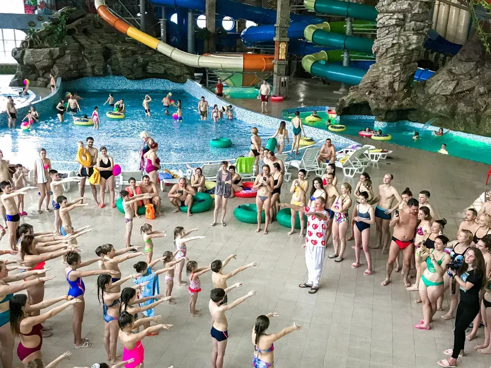 travel program image