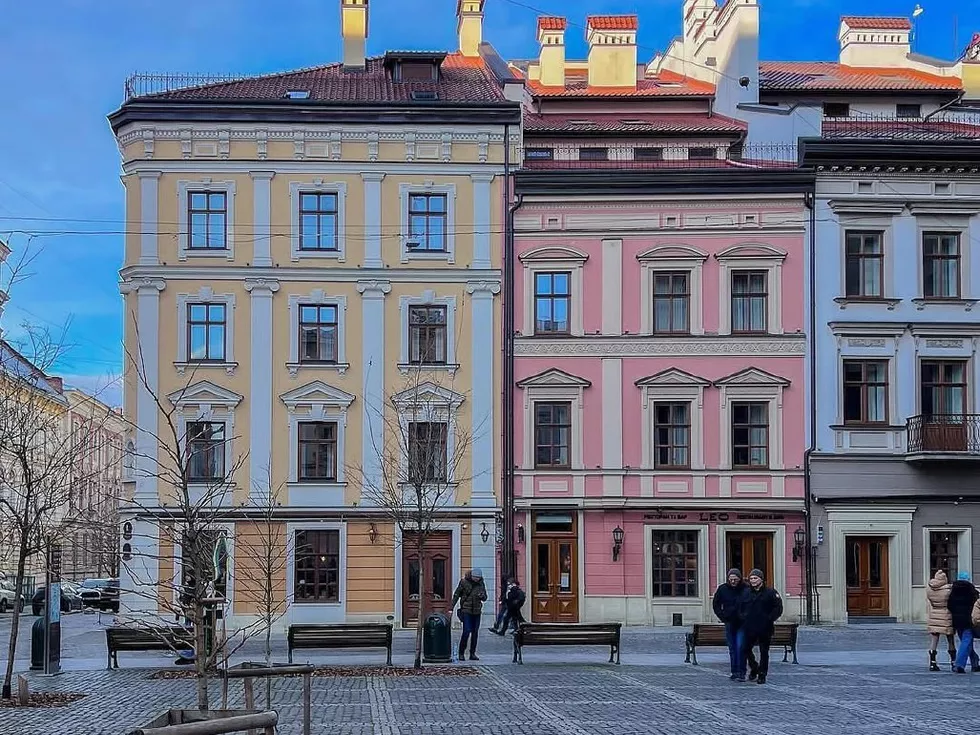 travel program image