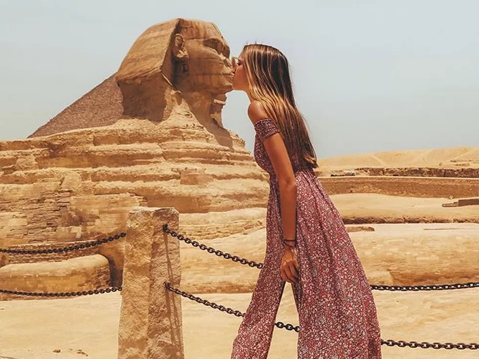 travel program image