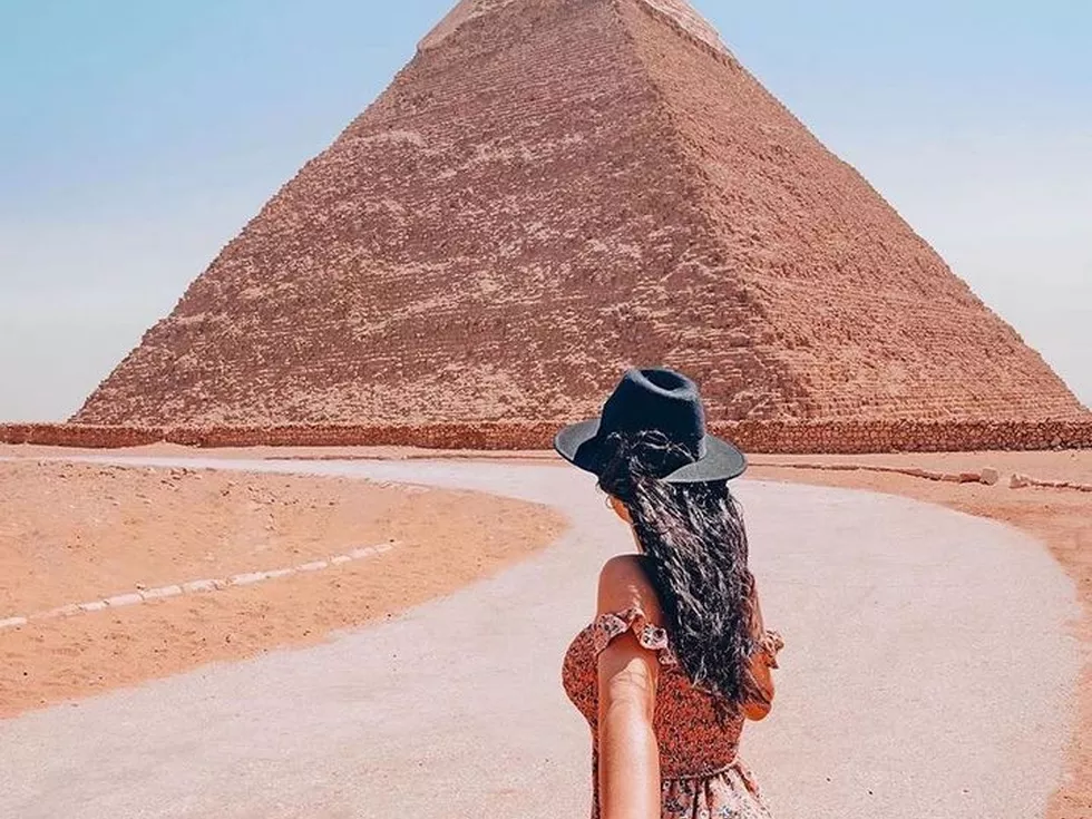 travel program image