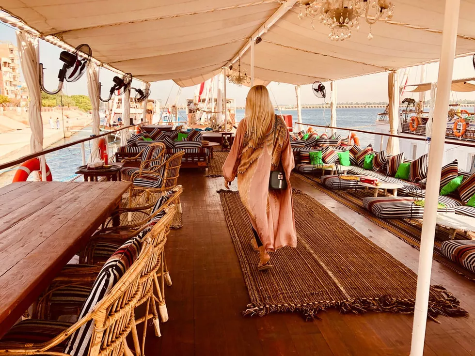 travel program image