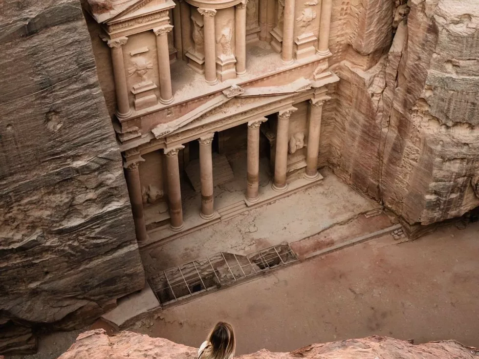 travel program image