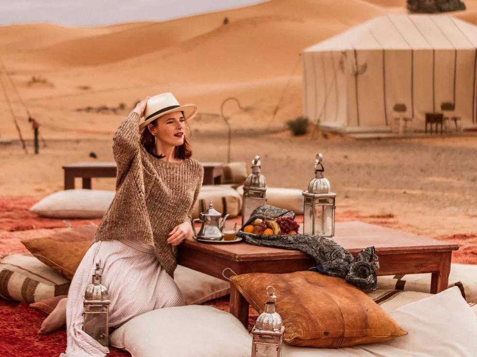 travel program image