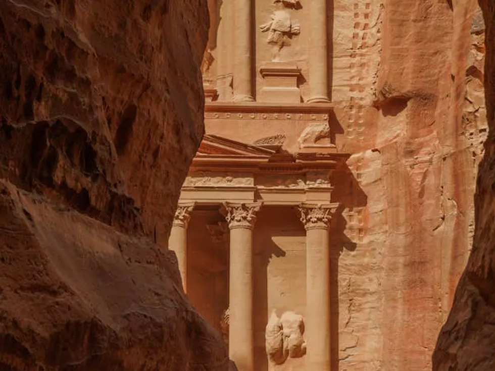 travel program image