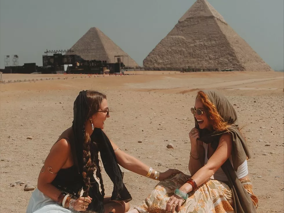 travel program image