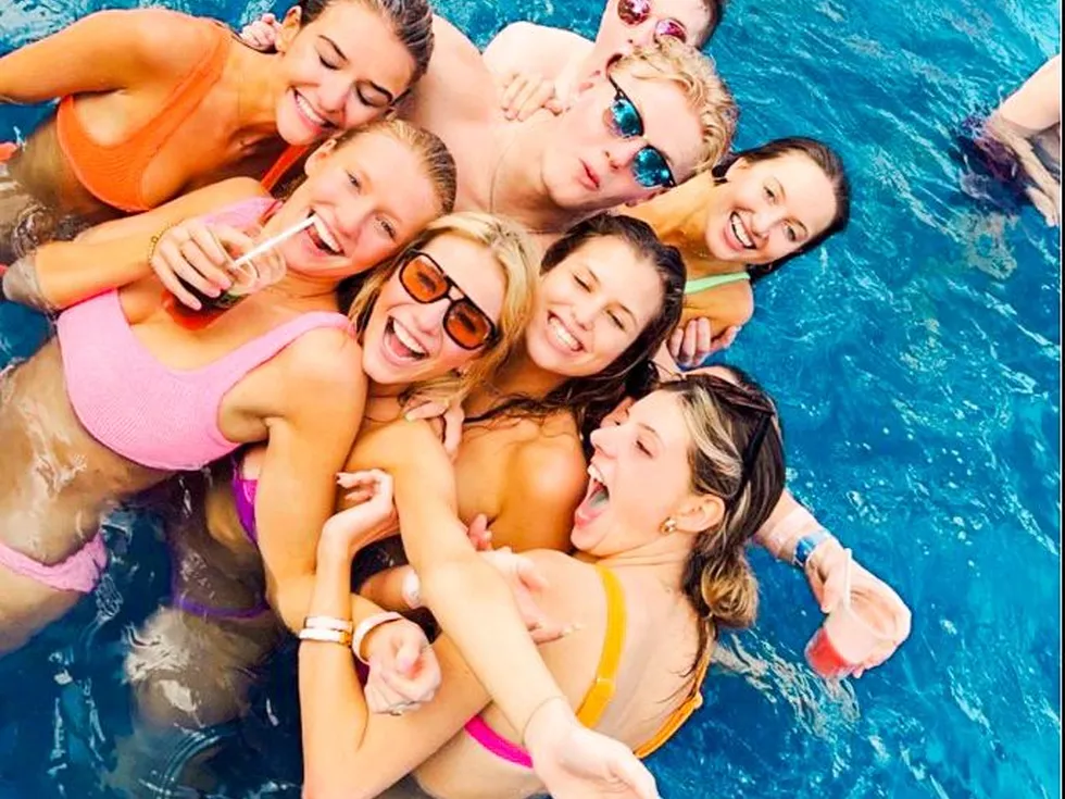 travel program image