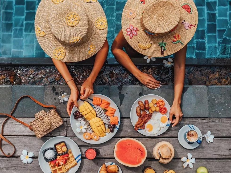 travel program image