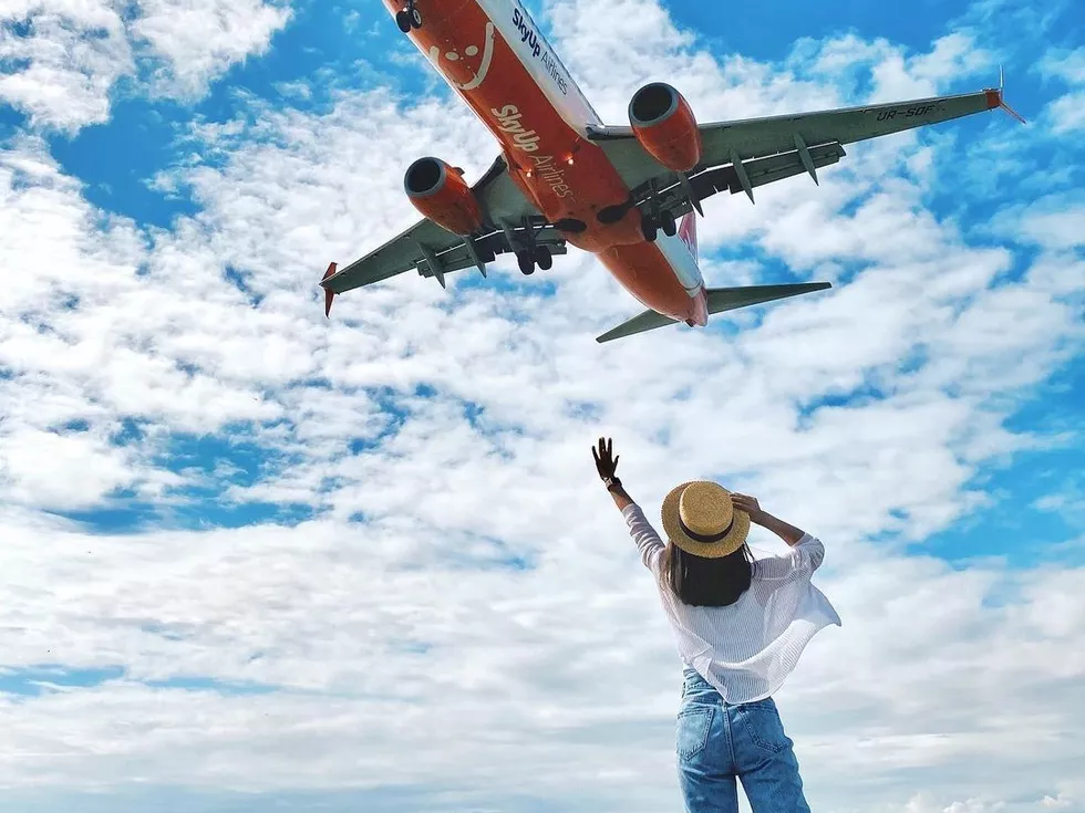 travel program image