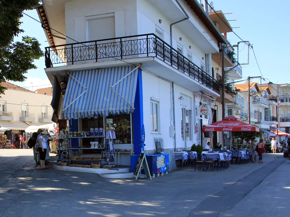 travel program image