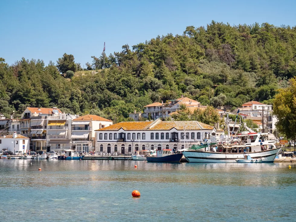 travel program image