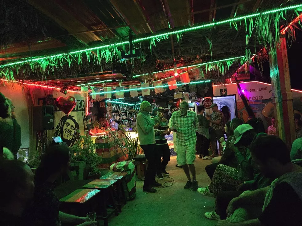 travel program image