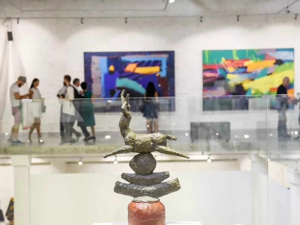 travel program image