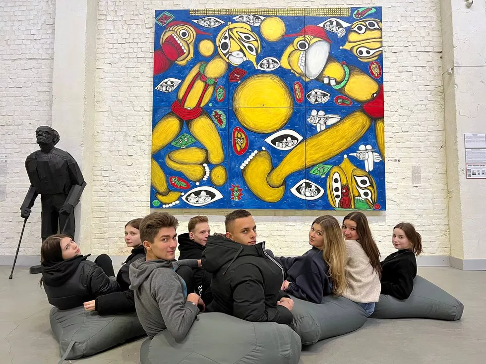 travel program image