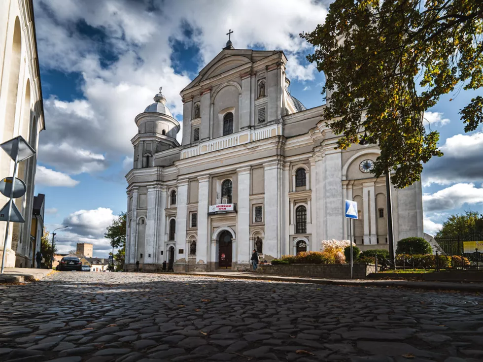 travel program image