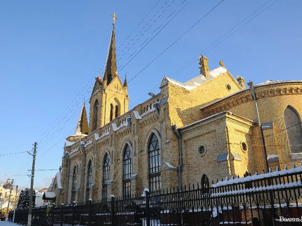 travel program image