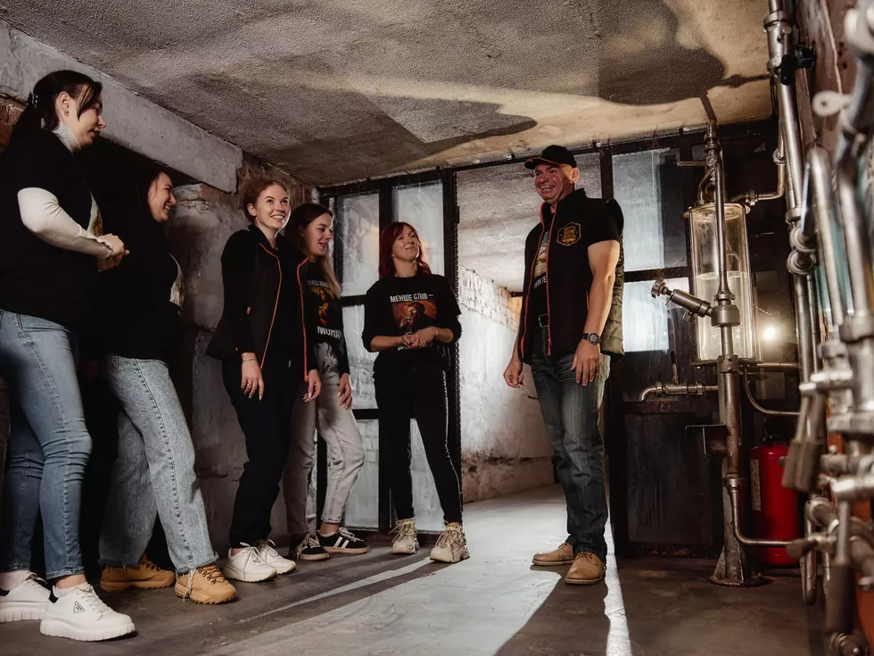 travel program image