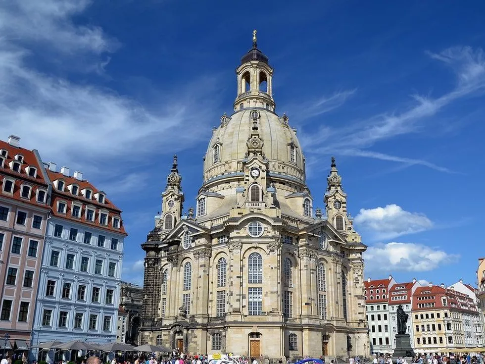 travel program image