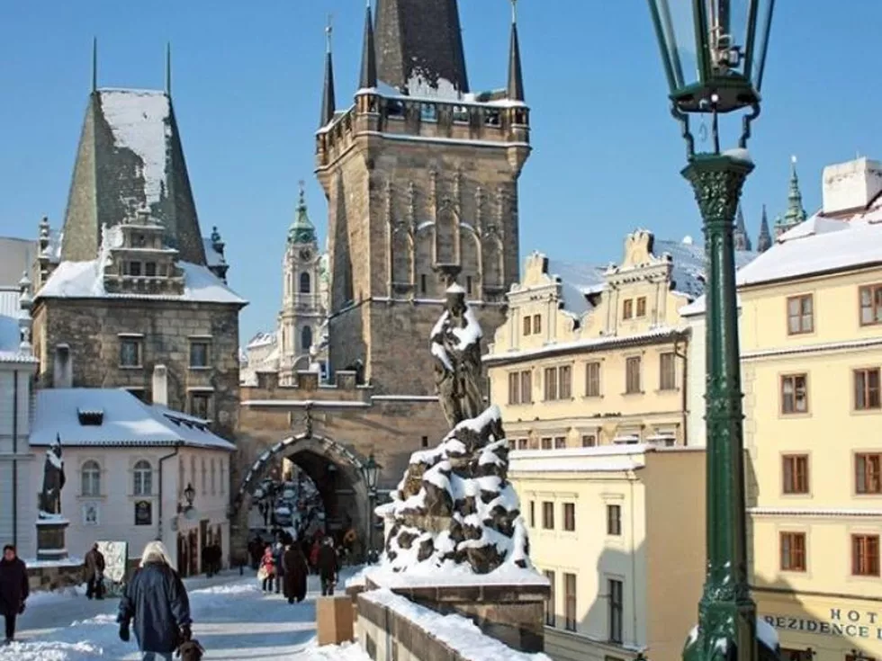 travel program image