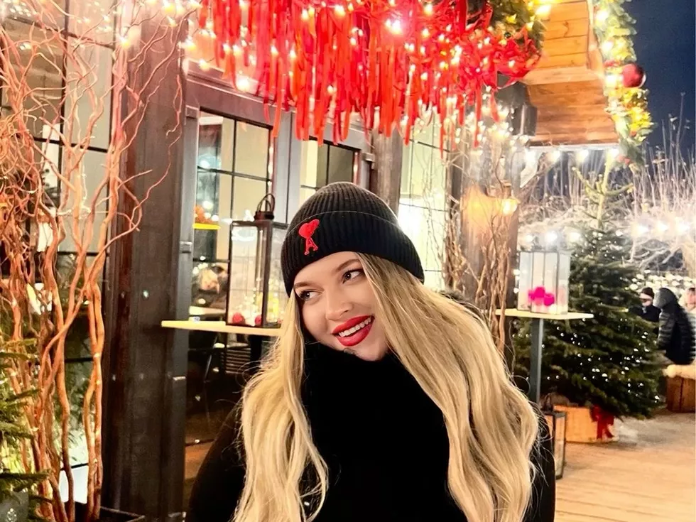 travel program image